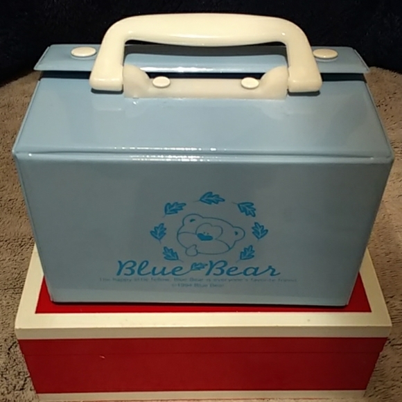 Box - Picture 2 of 8